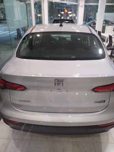 Fiat Cronos 1.8 16v Precision