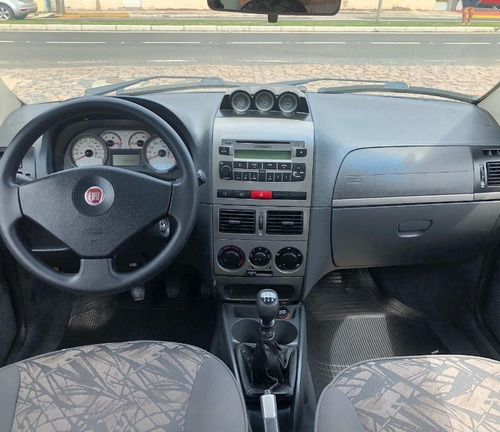 Fiat Strada 1.8 Adventure Ce