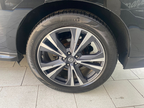 Nissan Pathfinder 3.5 Exclusive 4x4 Cvt