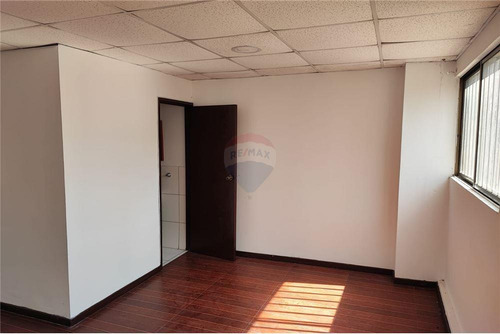 Imagen 14 de 15 de Bodega En Venta, Santiago
