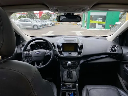 Ford Escape 2.0 TITANIUM AT 4X2