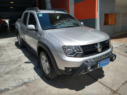 Imagen 3 de 10 de Renault Oroch Outsider Gnc 2017