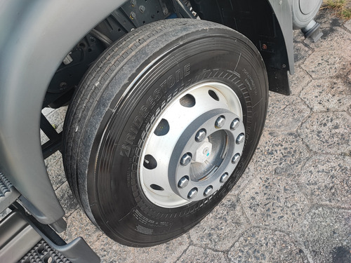 Iveco Tector 170e21 Ano 2022 Cesto Aéreo Outher Side Isolado