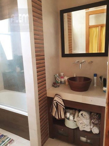 Imagen 14 de 15 de Casa - Hermos Chalet Inglés En Temperley Este