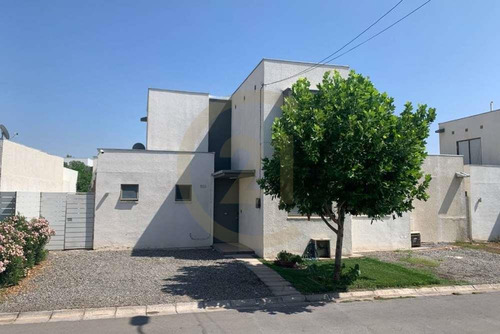 Venta Casa Condominio Ubicada En Alto El Manzano