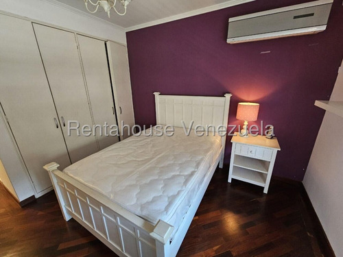 Estupendo Y Amplio Apartamento En Alquiler Con Inmejorable Ubicación La Tahona