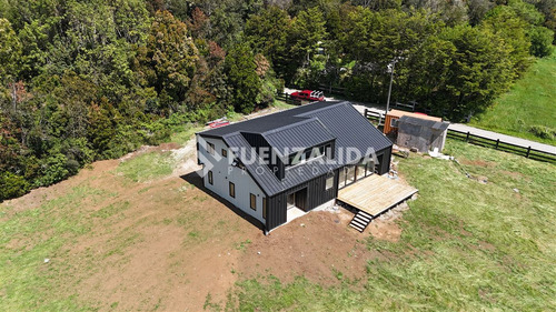 Casa En Parcelacion Los Arrayanes Pto. Varas