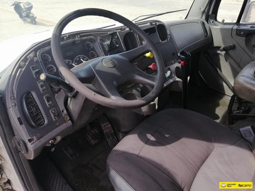 Freightliner M