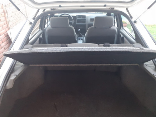 Imagen 3 de 17 de Ford Sierra Guia Sx