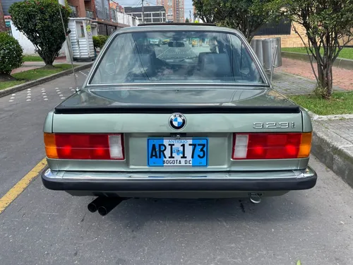 BMW Serie 3 2.3 323i E30