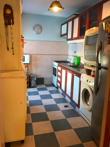 Imagen 5 de 14 de Departamento En 2 Plantas 4 Ambientes / Venta / San Justo
