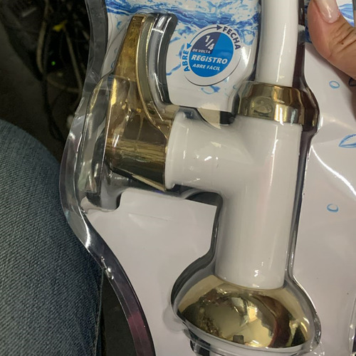 Torneira Cozinha Acquafam Mesa Bancada Fame Branca Dourado