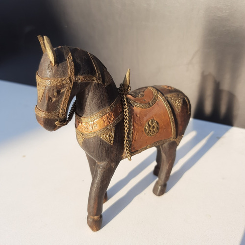 Escultura Antiga Cavalo Entalhado Em Madeira E Metal 14 Cm