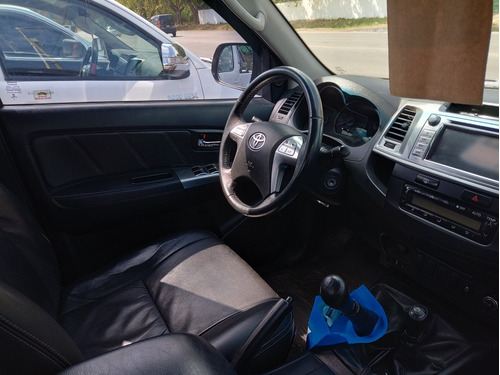 Toyota Hilux 3.0 Cd Srv Cuero 171cv 4x4