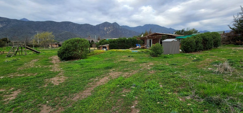Limache, Ruta F-10-g, A Pasos De Ojos Buenos