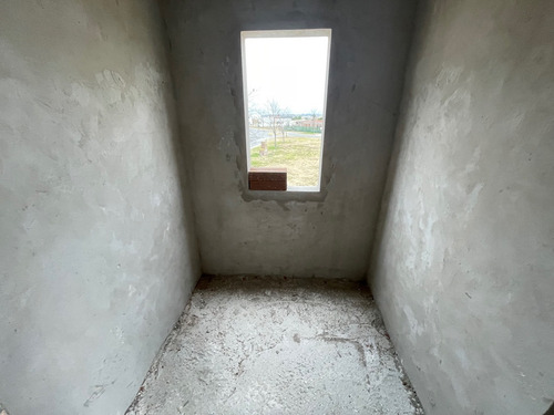 Imagen 13 de 28 de Venta Permuta Casa Barrio Cerrado Privado San Sebastian Seguridad Pileta Parrilla Cuotas Financiación Facilidades Oportunidad Inversión
