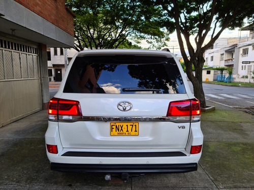 Toyota Land Cruiser Excalibur Blindado2p