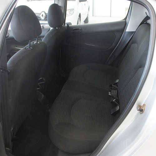 Peugeot 207 1.4 XR Compact 5P