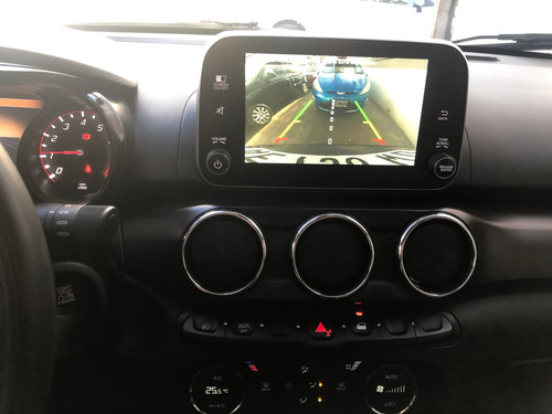 Fiat Cronos 1.8 16v Precision
