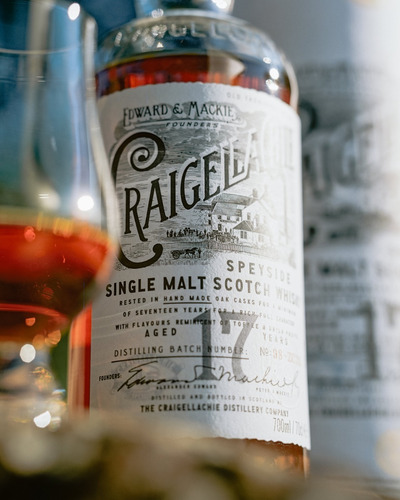 Imagen 5 de 6 de Whisky Craigellachie 17 Años Single Malt 1000ml En Estuche
