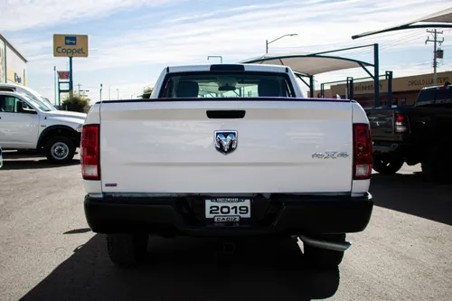Dodge Ram 1500 St 4x4 2019