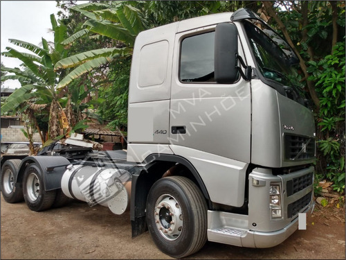 Imagem 2 de 11 de Caminhão Volvo Fh 440 6x2t