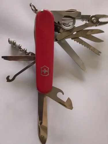 Navaja Victorinox 15 Funciones (Usado)