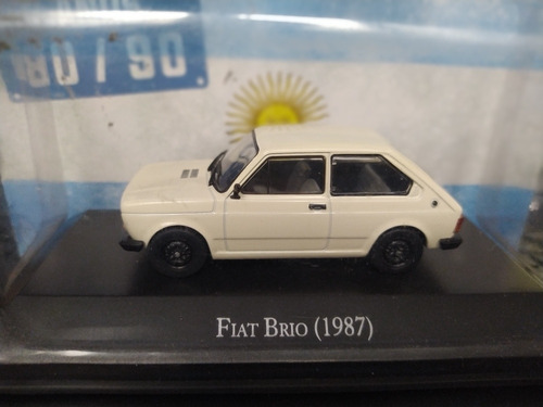 Fiat Brío Auto De Colección Esc 1 43 10cm Ixo Salvat