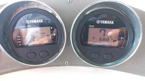 Imagem 6 de 12 de Focker 255 2006 Motor Yamaha 250 Hp 2021 Gasolina 80 Hrs