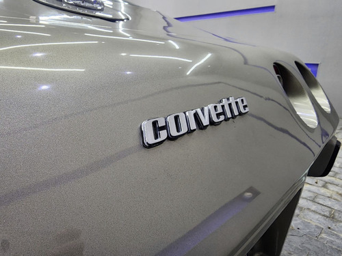 Imagen 7 de 17 de Chevrolet Corvette 25aniversario