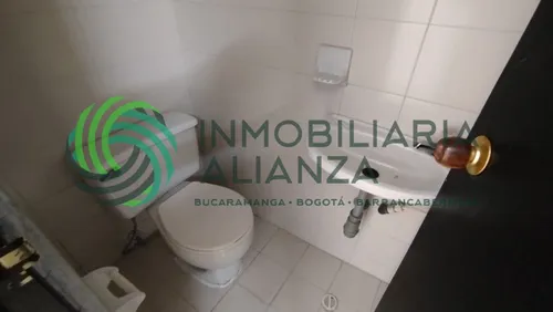 Oficina En Arriendo En García Rovira. Cod A16586