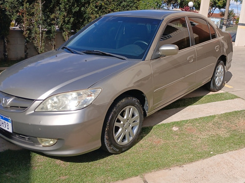 Honda Civic 1.7 Lxl Aut. 4p 130 hp