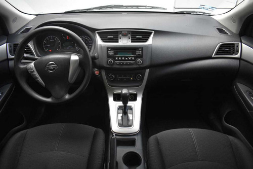 Imagen 8 de 13 de Nissan Sentra 1.8 Sense Cvt 2016