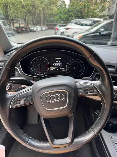 Audi A4 2.0 T Select 190hp Dsg