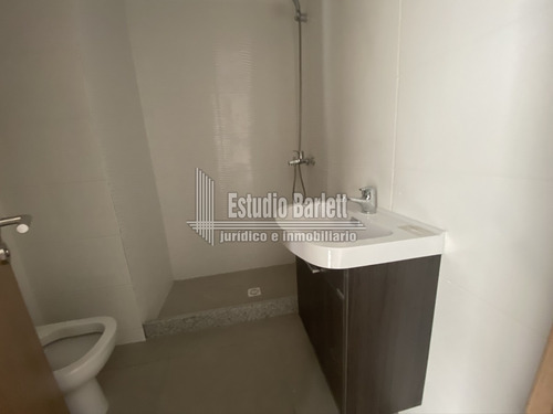 Apartamento En Mansa 3 Dormitorios- Ref: 1419