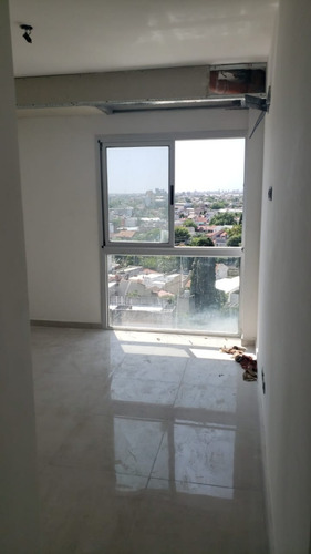 Imagen 9 de 12 de En Venta Depto 3 Amb En Edif. Al Fte En Lanus Oeste (049)