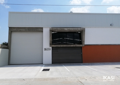 Imagen 1 de 14 de Bir-439 Bodega Zona Industrial 2000 M2 Buen Precio