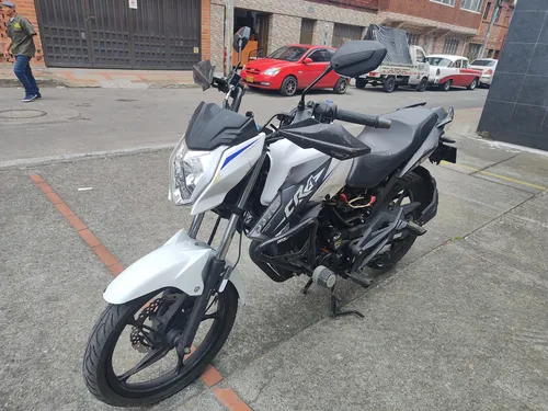 Akt Cr4