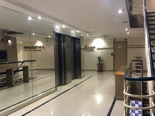 Preciosa Oficina En Torre Libertad - Centro Sobre 18 De Julio