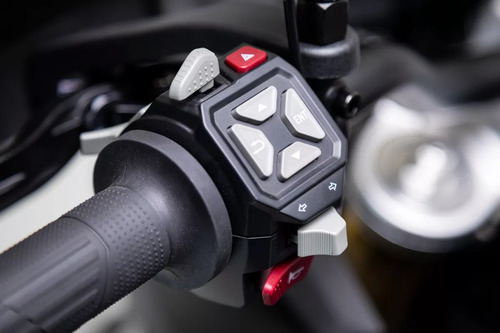 Voge 900 Dsx Black Knight Disponible Con Maletas Santander