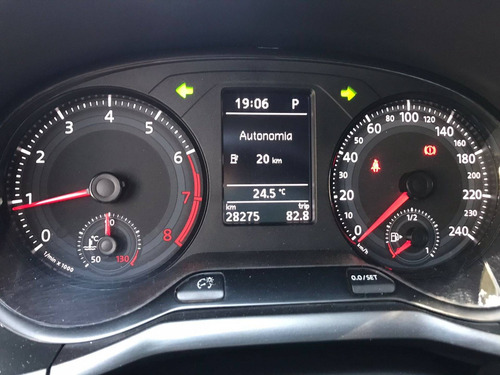 Imagem 4 de 15 de Volkswagen Voyage 1.6 Msi 2020 Automático 28.000 Quilometros