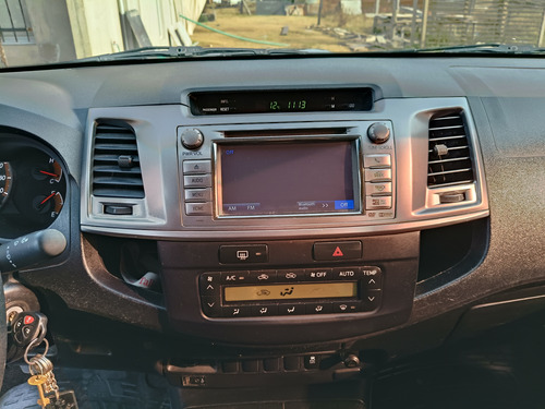 Hilux Srv 3.0 D-4d, Tapizado De Cuero, 4x4.