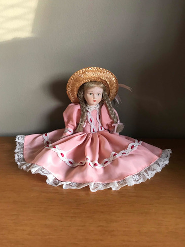 Muñeca De Porcelana Comprada En Italia. (Usado)