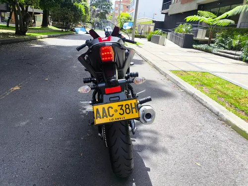 Yamaha R15 V3 2025