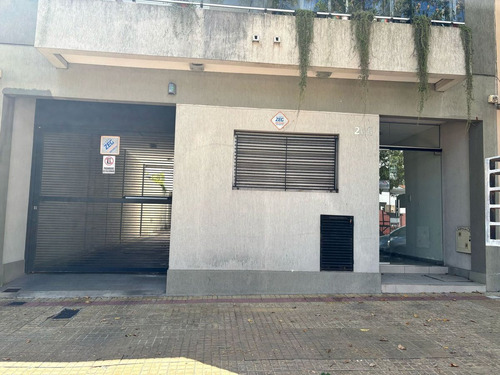 Cochera En Venta En La Plata