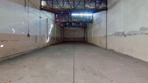 Imagen 20 de 26 de Oficinas De 150 M2 Cub. Galpón De 300 M2 Cub - Lote 600 M2