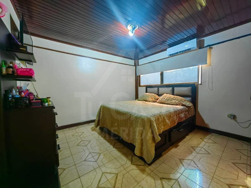 Amplio Apartamento Av Andrés Bello