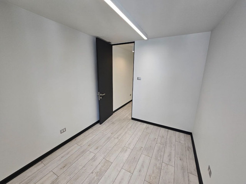 Oficina De 2 Ambientes Y Recepción Edificio Studio Work