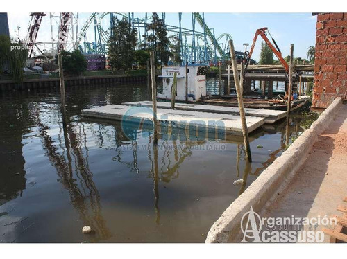 Depósito Con Salida Al Río. Tigre - En Venta