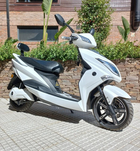 Imagen 3 de 12 de Moto Electrica Hawk Scooter Motor 3000w Litio Sunraleloir